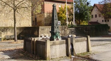 Brunnen auf dem Kelterplatz